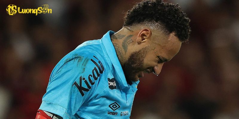 Cuộc xung đột của Neymar với trọng tài trong trận Santos vs Flamengo